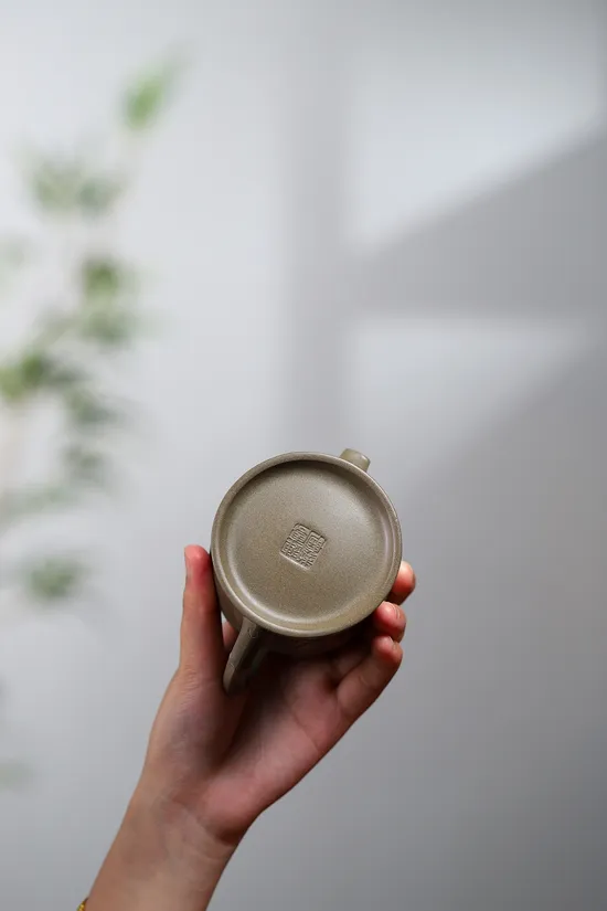 Premium Yixing Teapot - Handcrafted Crab Shell Clay, Limited Offer 4