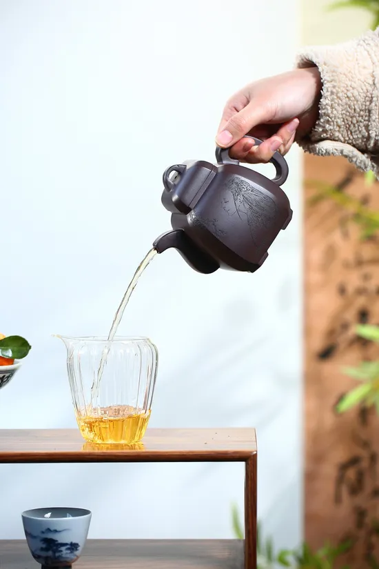 Zisha Teapots: Fortune from All Directions | Gao Jianzhong | 6300 CNY 2