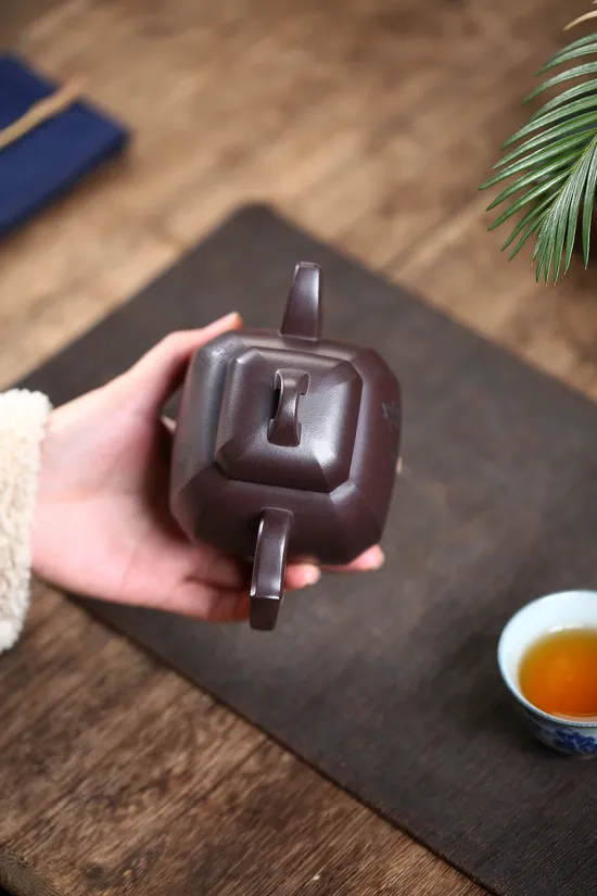 Zisha Teapots: Fortune from All Directions | Gao Jianzhong | 6300 CNY 4