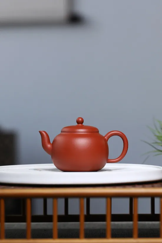Premium Yixing Clay Teapot | Handcrafted Zisha Teapots & Artisan Ceramics 5