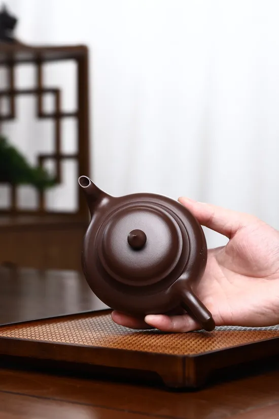 Premium Yixing Clay Teapot | Artisan Crafted, Timeless Design 2