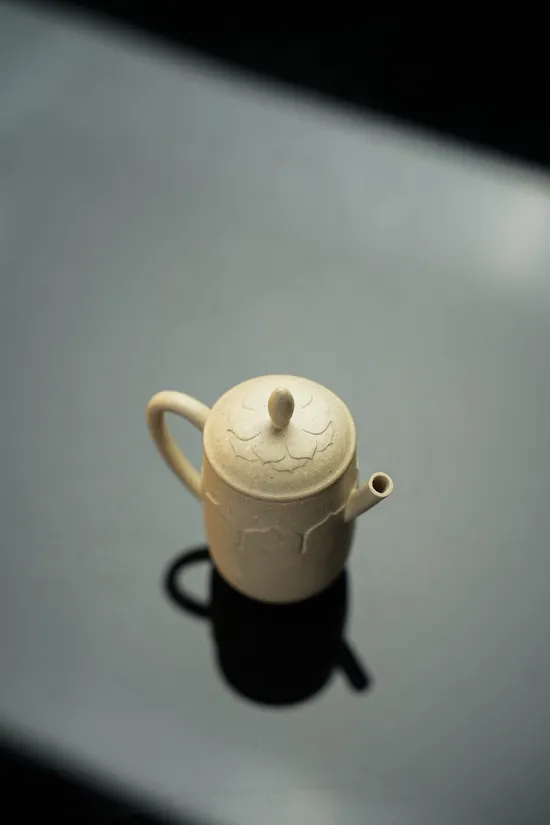 Premium Yixing Clay Teapot | Handcrafted Artisan Teapot & Collectible 1