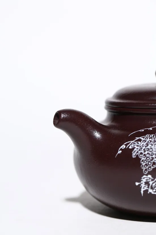Yixing Zisha Clay Pot | Authentic Handcrafted Teapot Masterpiece 4