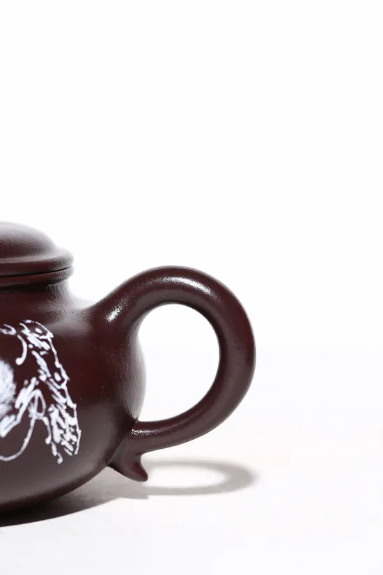 Yixing Zisha Clay Pot | Authentic Handcrafted Teapot Masterpiece 6