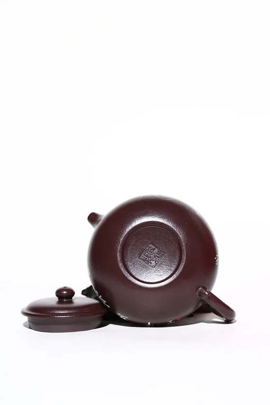 Yixing Zisha Clay Pot | Authentic Handcrafted Teapot Masterpiece 8