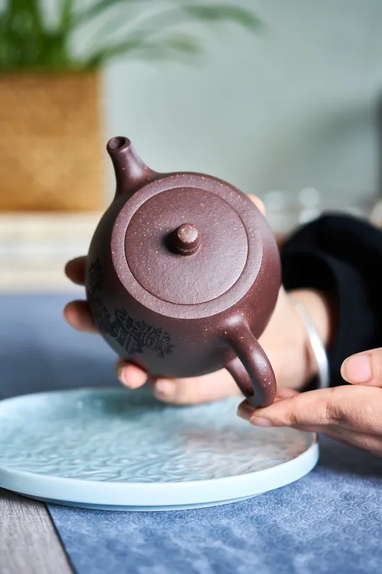 Premium Yixing Zisha Teapot | Handcrafted Purple Clay Artistry 4