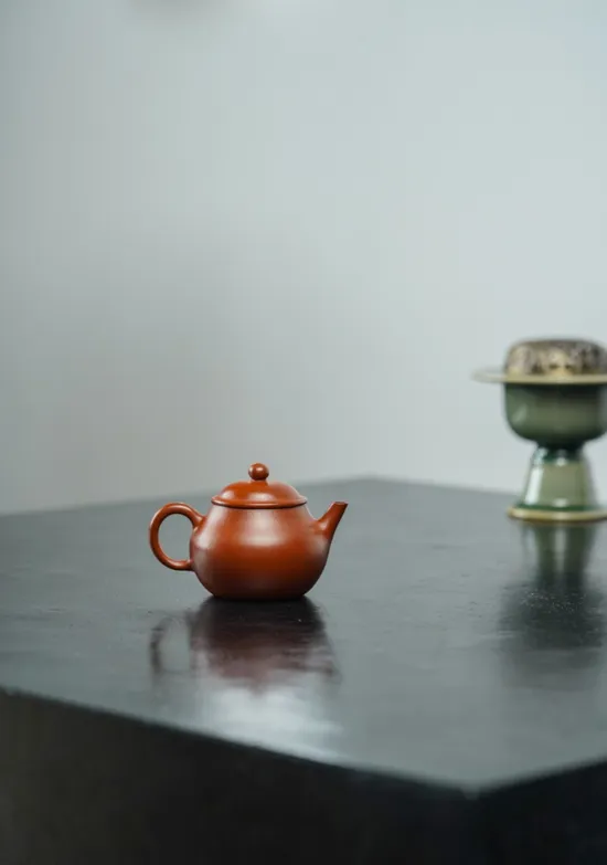 Premium Yixing Clay Teapot | Authentic Handcrafted 110cc Zisha Pot 2