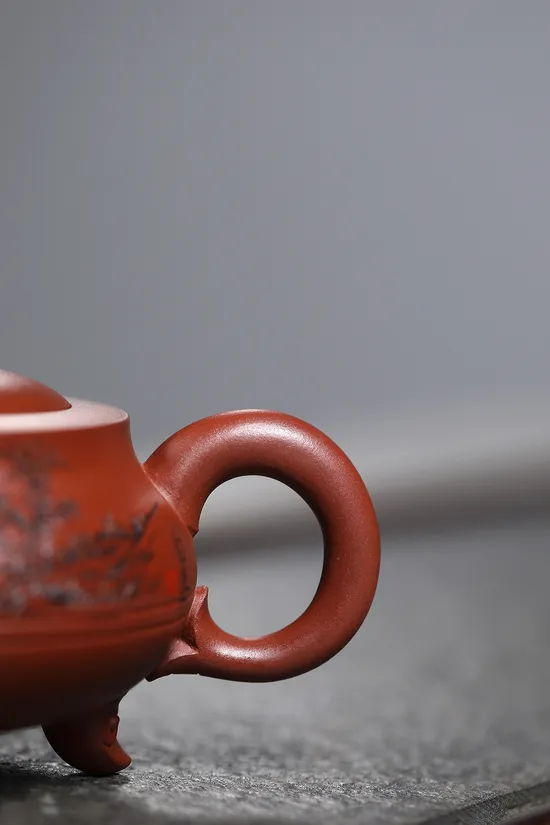 Premium Yixing Zisha Teapot – Artisan Crafted, Collector’s Choice 9