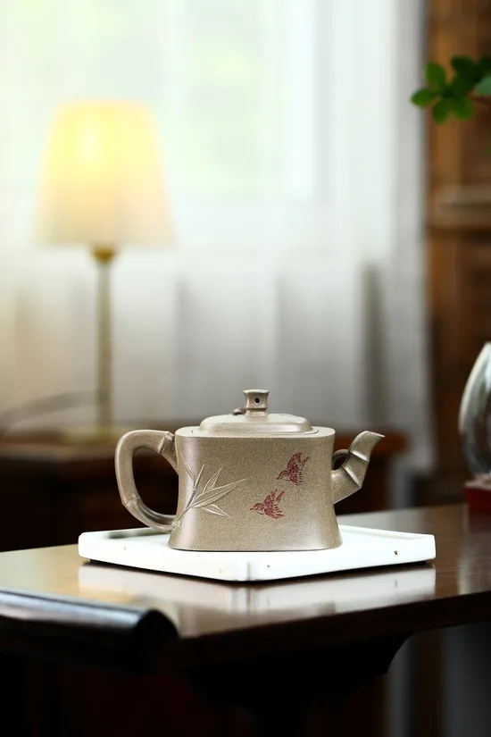 Yixing Zisha Teapot Masterpiece - Artisan Craft & Collectible 4