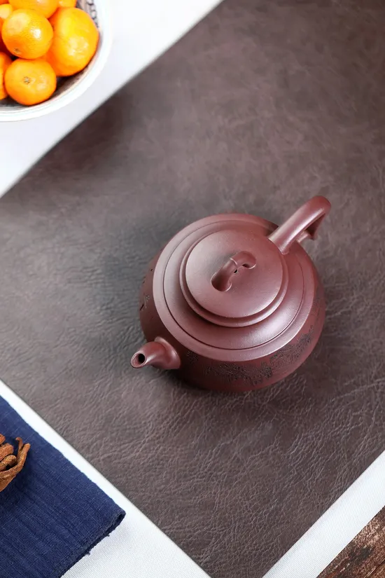 Zisha Teapots: 6 | 000 CNY | Han Xiaohu 6