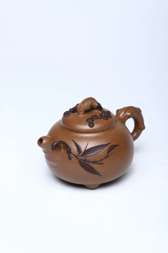 Yixing Zisha Clay Teapot: Masterpiece Collection 4