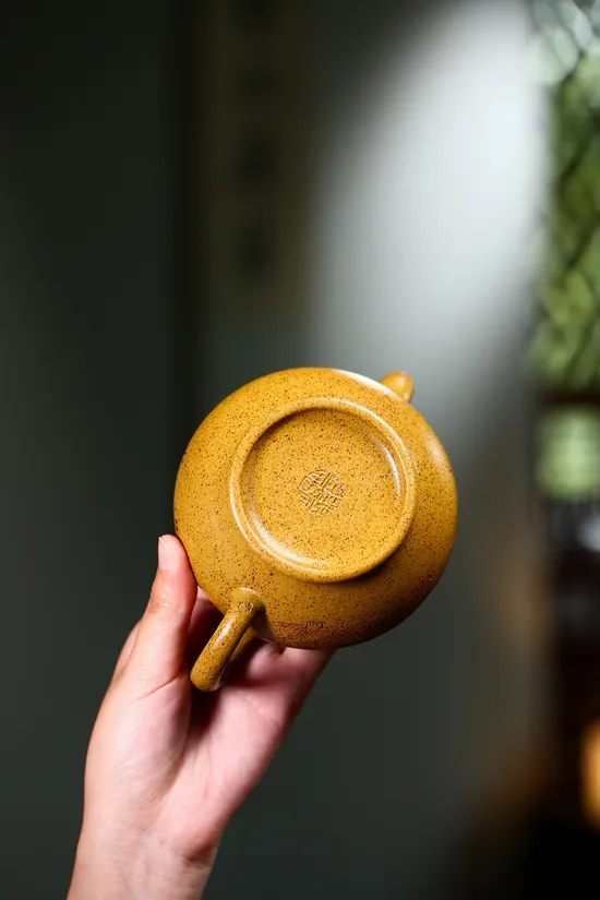 Premium Yixing Zisha Teapot: Handcrafted Dragon Kiln Ceramics 5