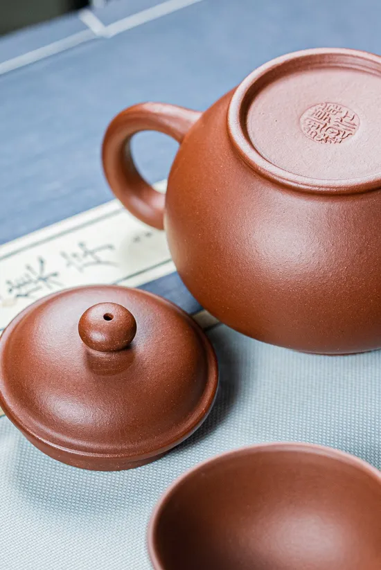 Yixing Clay Teapot | Handcrafted Zisha Pottery | Master Han Artisan 1