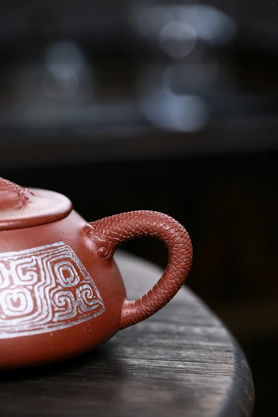 Handcrafted Yixing Clay Teapot – Artisan Dragon Design & Premium Clay 1
