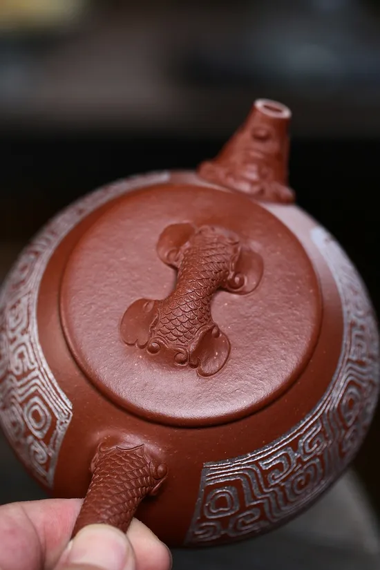 Handcrafted Yixing Clay Teapot – Artisan Dragon Design & Premium Clay 2