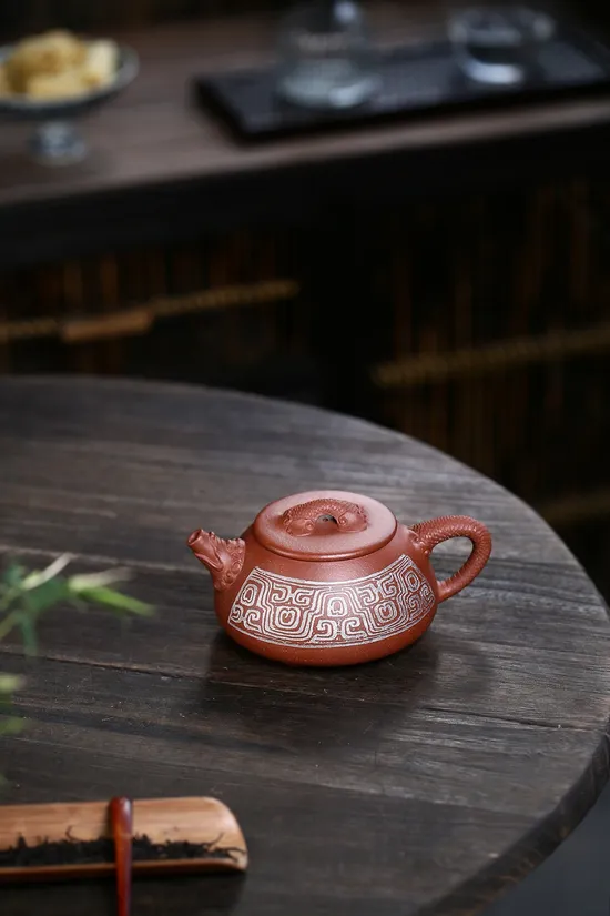 Handcrafted Yixing Clay Teapot – Artisan Dragon Design & Premium Clay 4