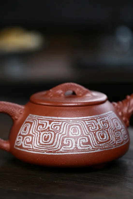 Handcrafted Yixing Clay Teapot – Artisan Dragon Design & Premium Clay 7