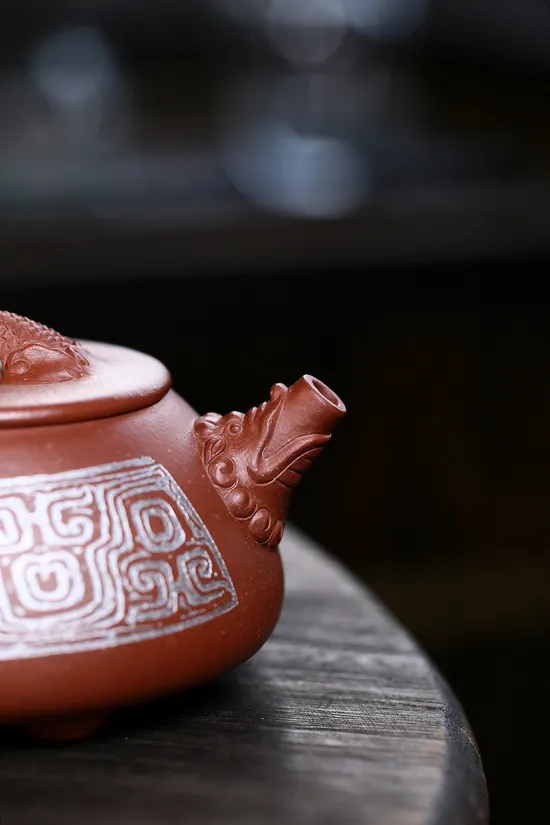 Handcrafted Yixing Clay Teapot – Artisan Dragon Design & Premium Clay 8