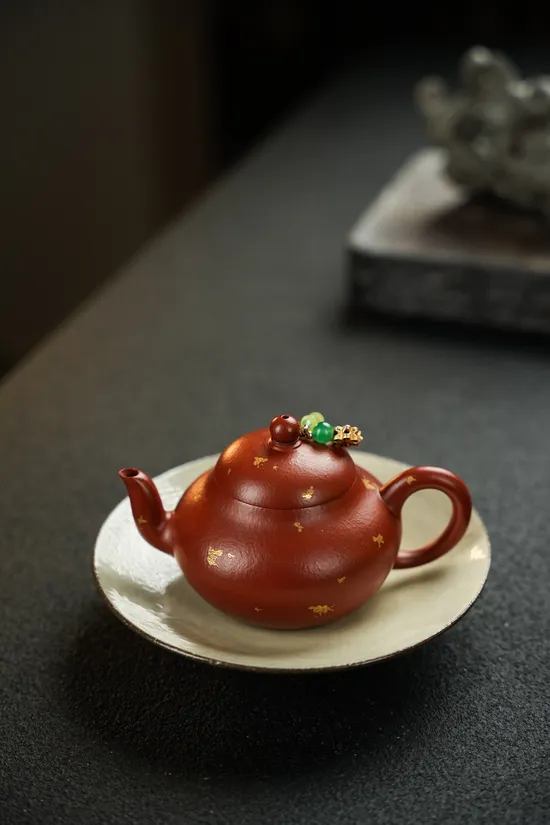 Premium Handcrafted Yixing Clay Teapot | Classic Design & Artisan Quality 3