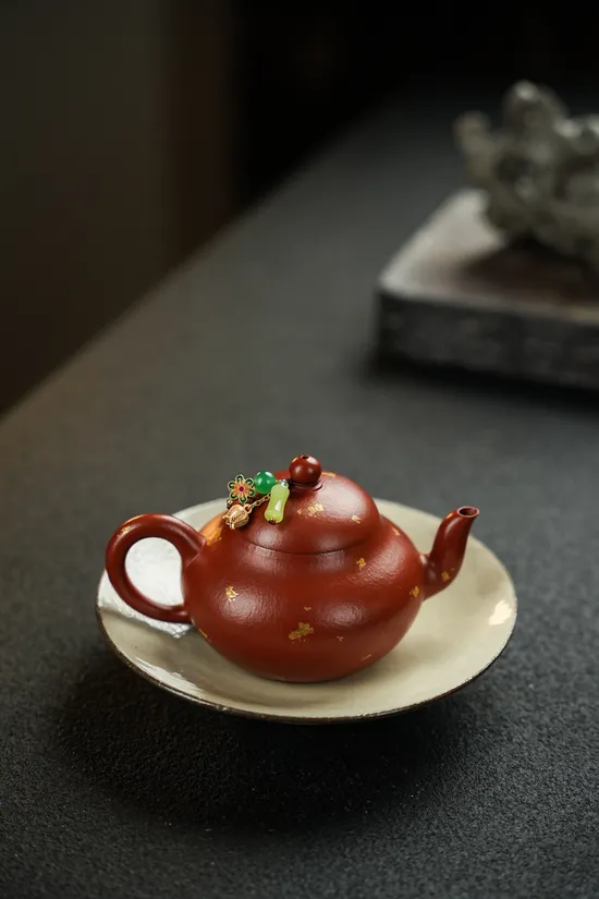 Premium Handcrafted Yixing Clay Teapot | Classic Design & Artisan Quality 5