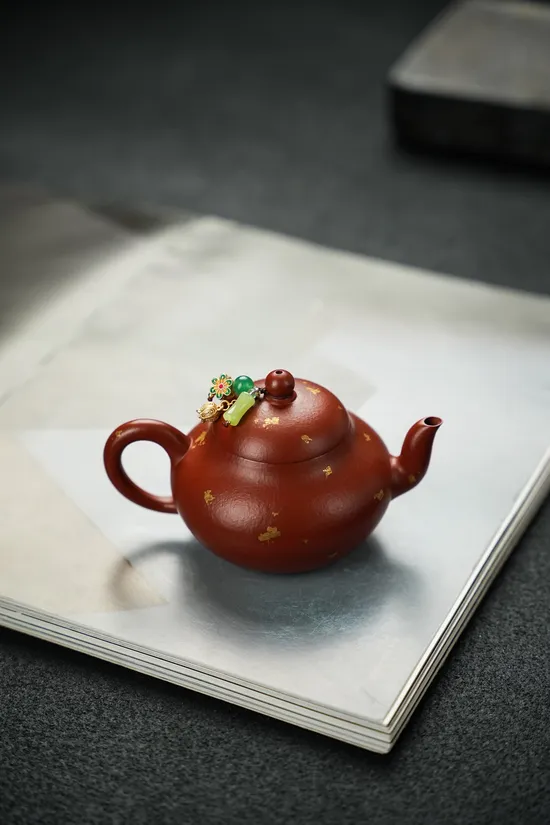 Premium Handcrafted Yixing Clay Teapot | Classic Design & Artisan Quality 7