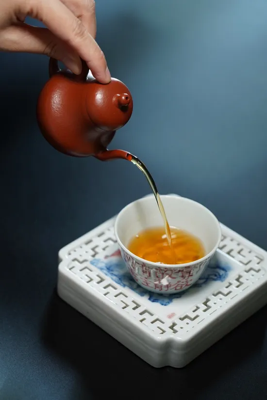 Zisha Teapots: Handcrafted | 90cc capacity | Vermilion clay 5