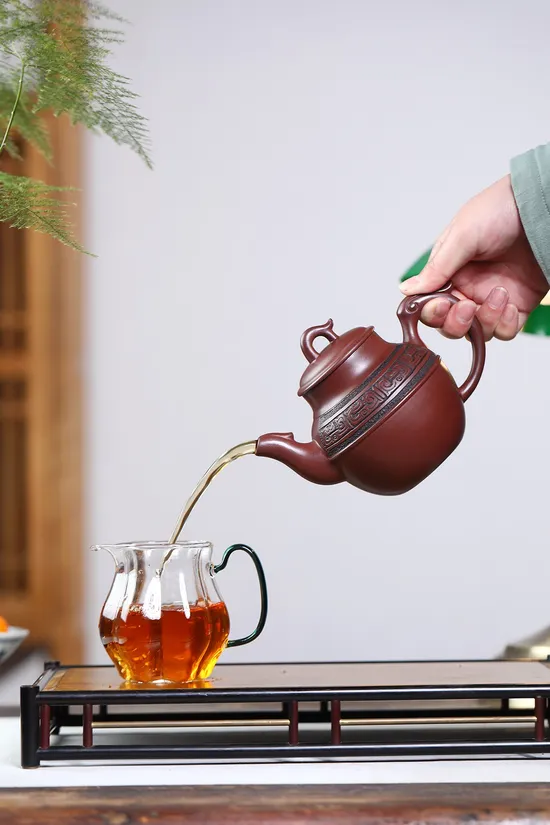 Yixing Zisha Teapot | Handcrafted Collectible | Fengming Artistry 2