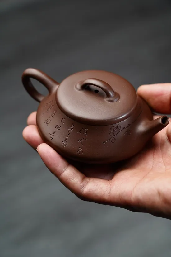 Premium Yixing Zisha Teapot - Mugu Classic Triple-Legged Design 7