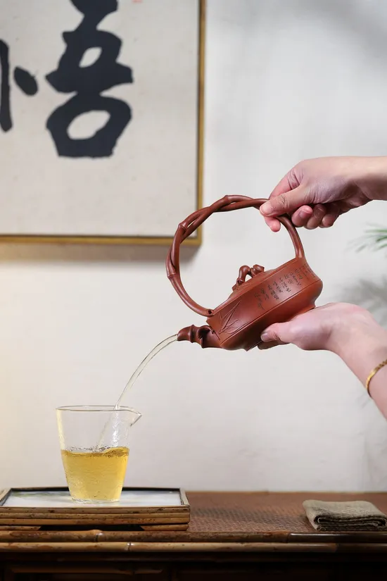 Yixing Clay Teapot | Handcrafted Zisha Teapot by Wu Jia | 400cc 3
