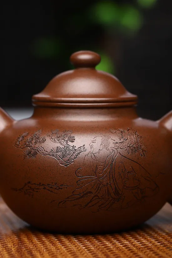 Premium Yixing Zisha Teapot - Handcrafted Lotus Design, 60cc 4