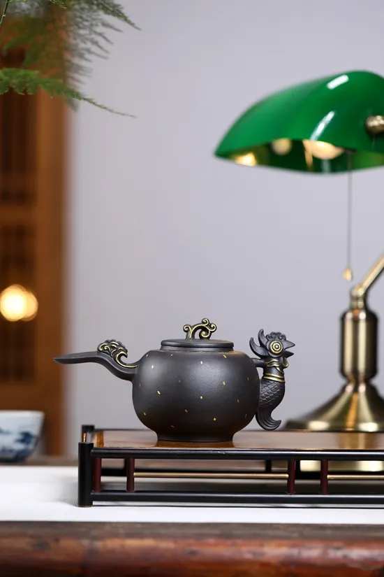 Yixing Clay Rooster Teapot | Handcrafted Zisha Artisan Pottery 3