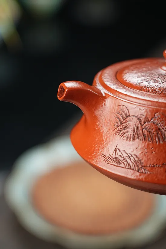 Qu Hu Yixing Zisha Teapot - Mengchen Clay Artisan Craft 1