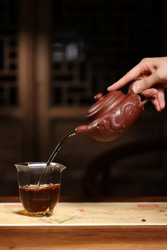 Yixing Clay Teapot | Handcrafted Zisha Artistry & Antique Design 4