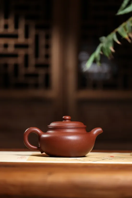 Yixing Clay Teapot | Handcrafted Zisha Artistry & Antique Design 6