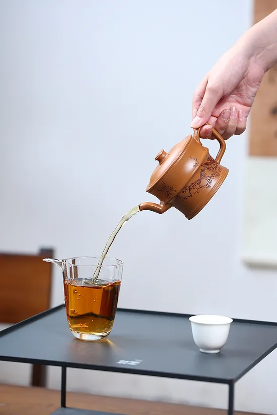 Premium Handcrafted Yixing Clay Teapot | Artisan Ceramic Teapot Collection 2
