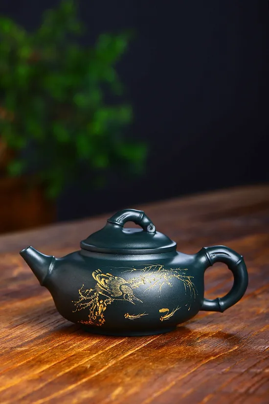 Premium Yixing Clay Teapot | Handcrafted Collectible Artistry 1