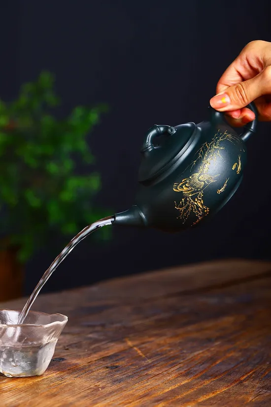 Premium Yixing Clay Teapot | Handcrafted Collectible Artistry 3