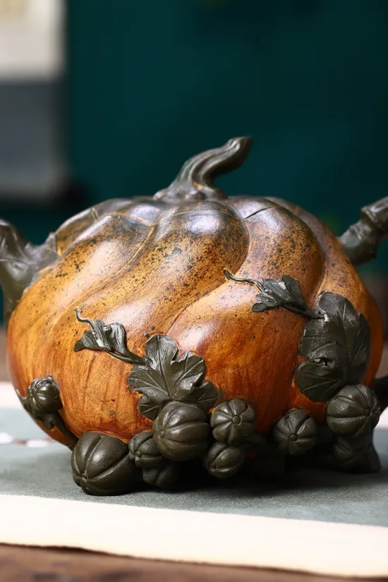 Yixing Zisha Teapot | Handcrafted Artisan Clay Pumpkin Design 1