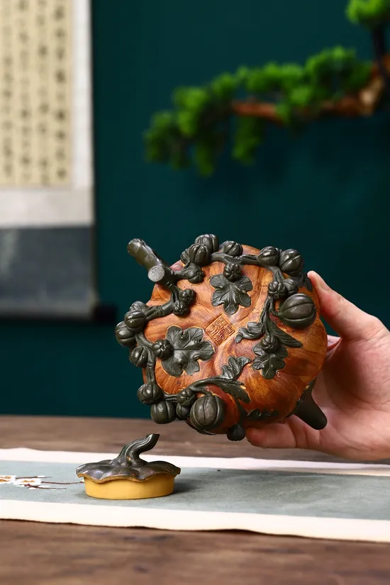 Yixing Zisha Teapot | Handcrafted Artisan Clay Pumpkin Design 7