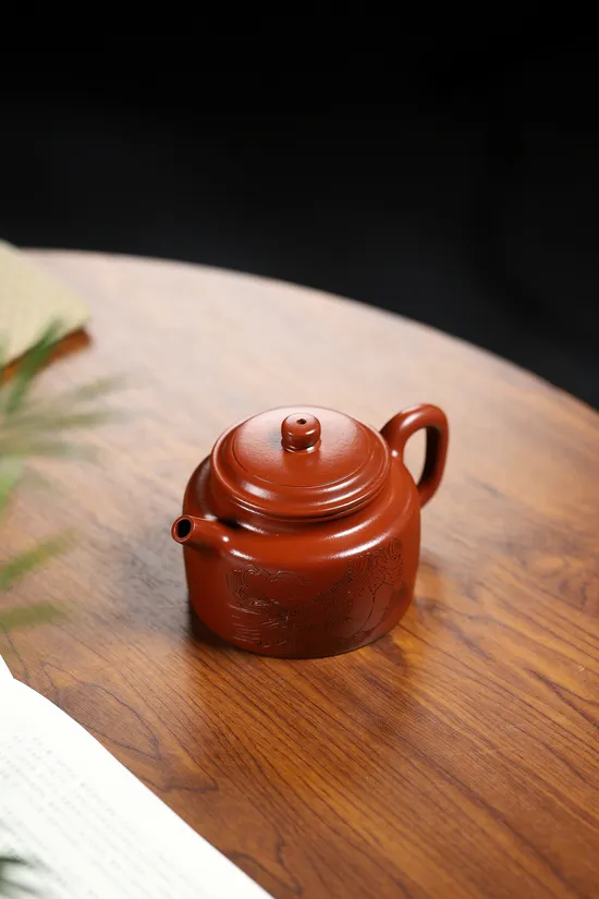 Premium Yixing Zisha Clay Teapot | Handcrafted Masterpiece 2