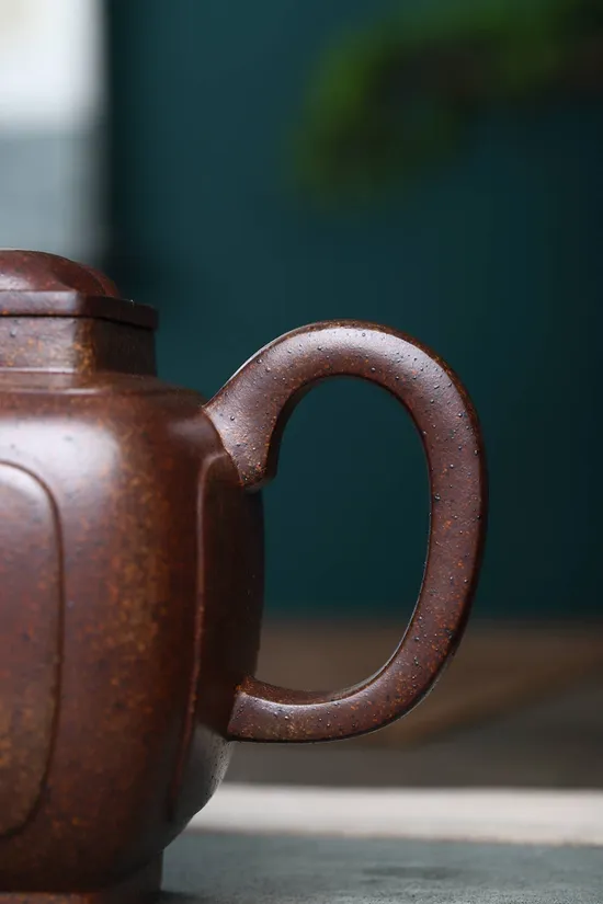 Yixing Zisha Teapot | Handcrafted Clay Teapot | Collectible Artisan Pot 9