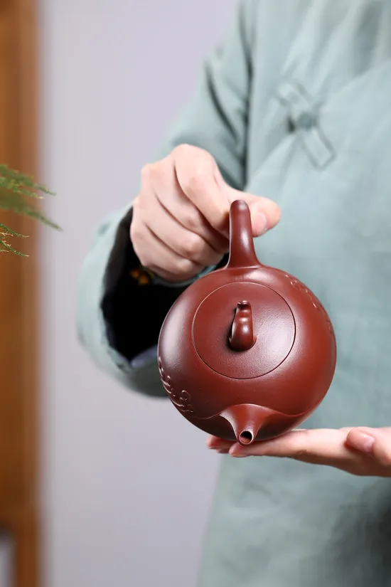 Yixing Zisha Clay Teapot | Handcrafted Artisan Teapot | 400cc 7