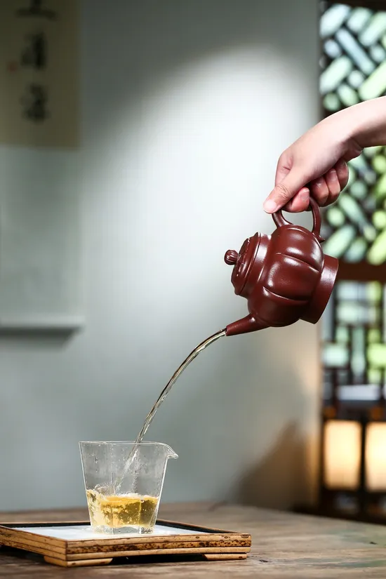 Authentic Yixing Zisha Teapot | Handcrafted Purple Clay Pot 8