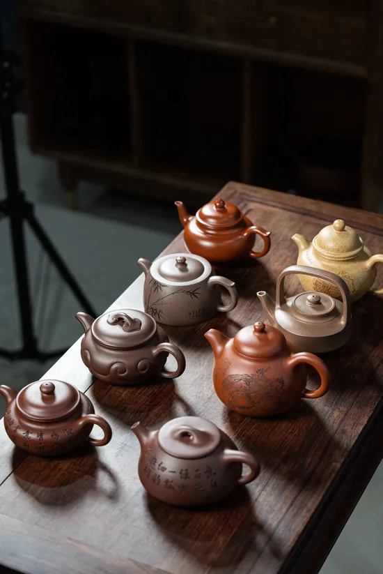 Zisha Teapots: 18 | 000 CNY | national-level master artisans 3