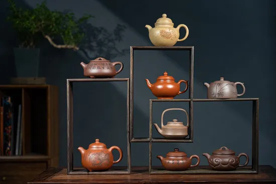 Zisha Teapots: 18 | 000 CNY | national-level master artisans 8