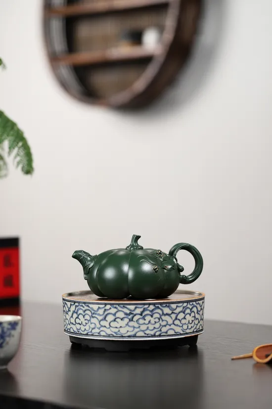 Premium Yixing Zisha Teapot Handcrafted Artisan Clay Pot 1