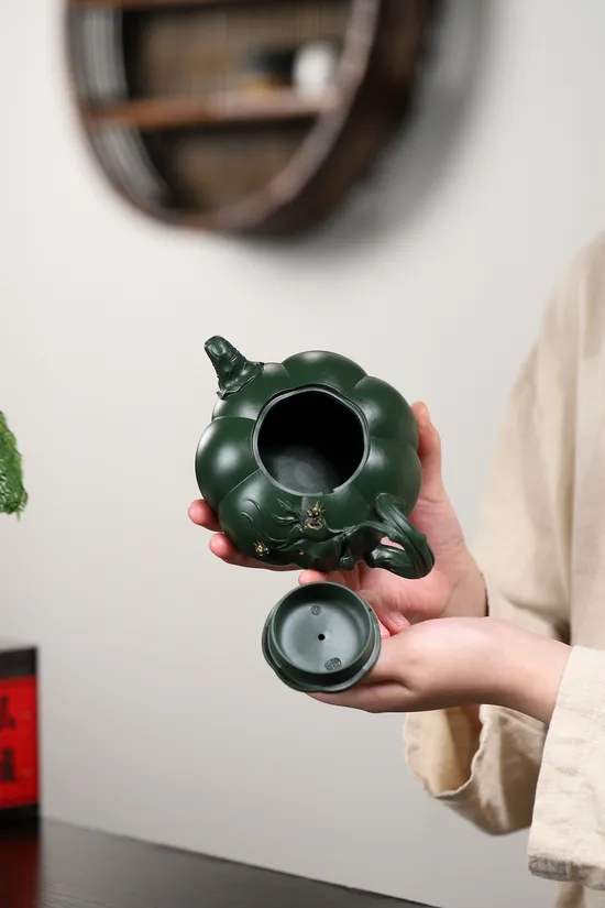 Premium Yixing Zisha Teapot Handcrafted Artisan Clay Pot 5
