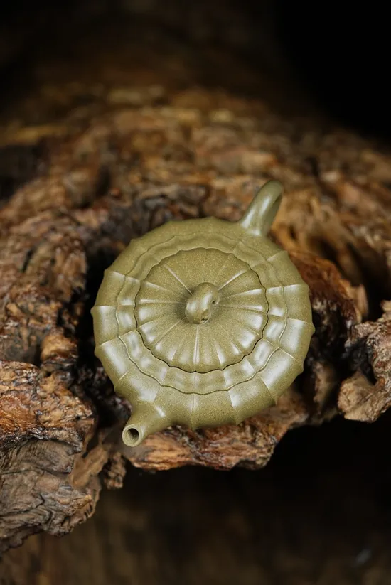 Premium Yixing Zisha Teapot | Handcrafted Collectible Clay Teapots 7
