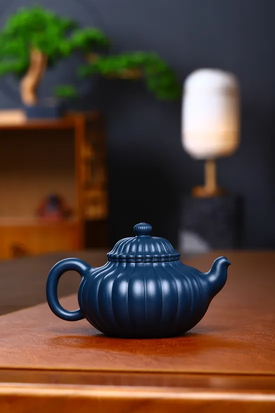 Premium Yixing Zisha Teapot | Handcrafted Rare Clay Artistry 2