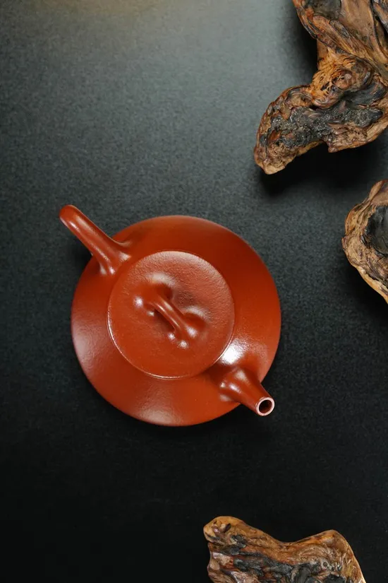Yixing Clay Teapot Handcrafted Premium Zhu Ni 220cc Classic Design 1